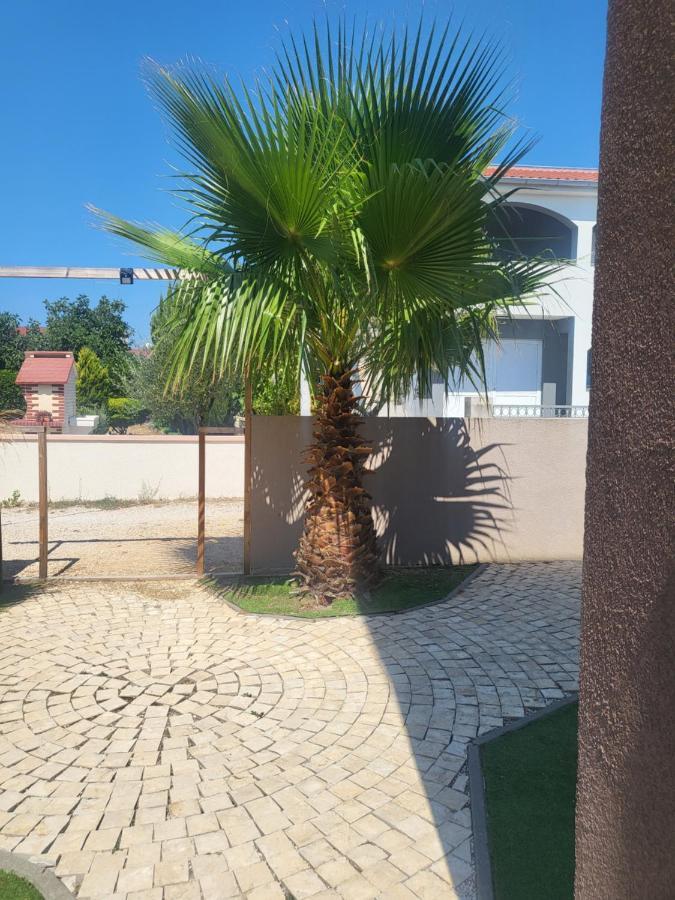 Villa Garden Vir Εξωτερικό φωτογραφία