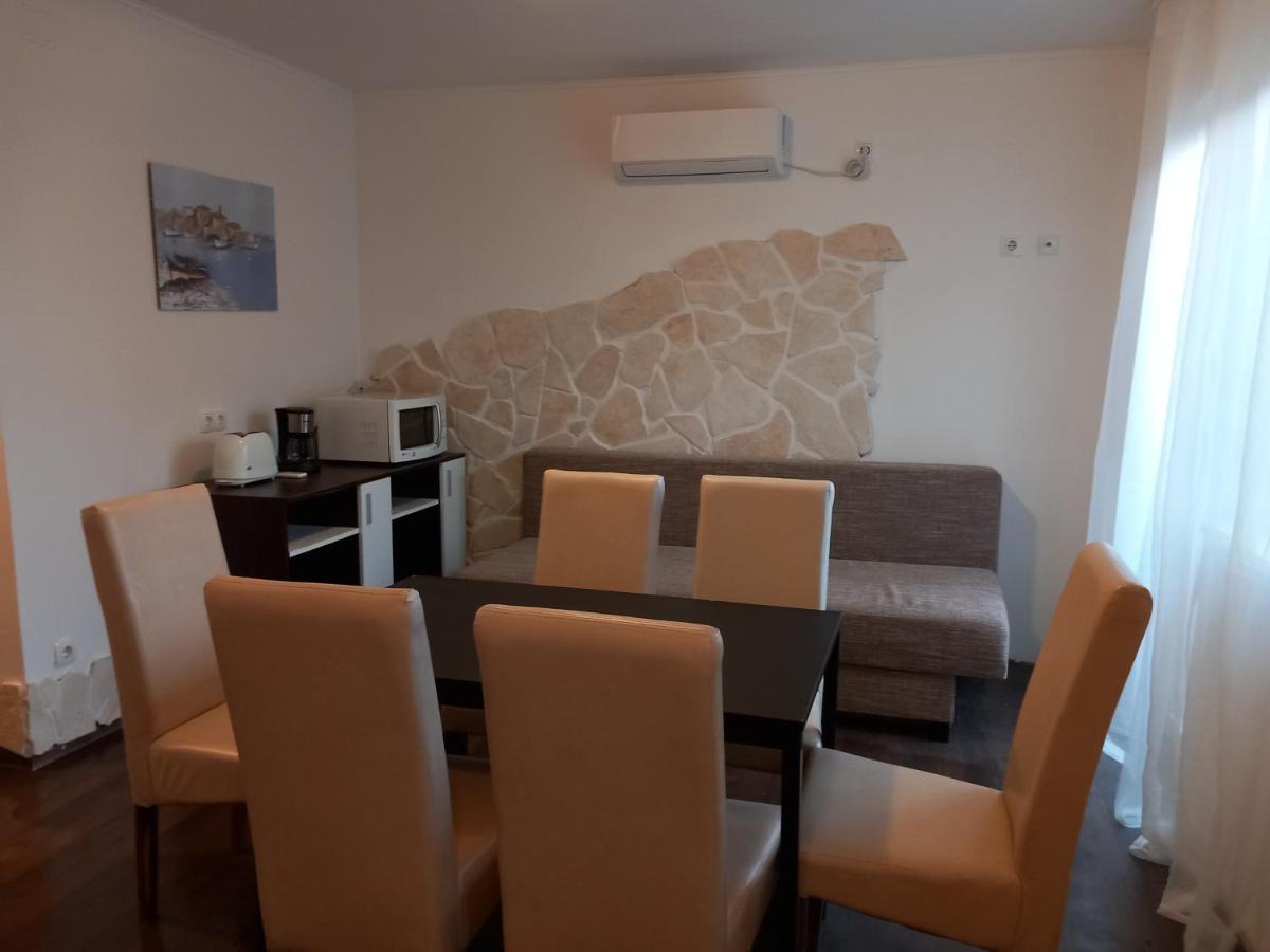 Villa Garden Vir Εξωτερικό φωτογραφία